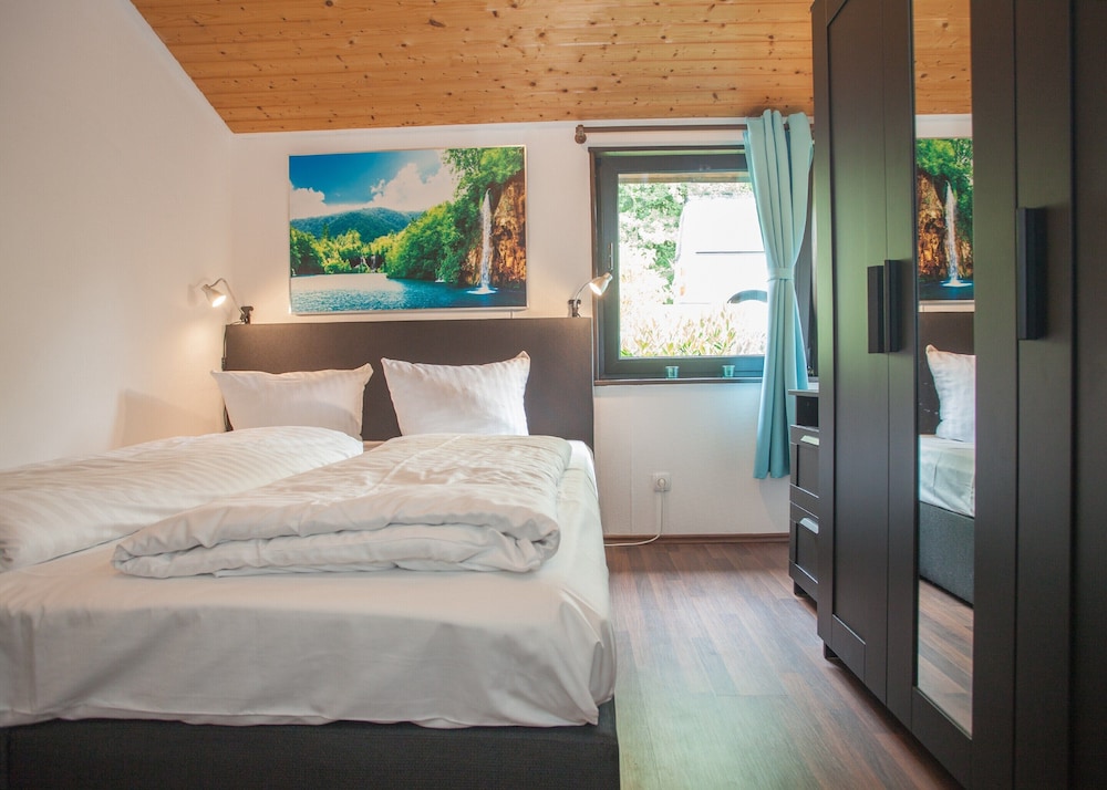 Stylish Holiday Home near Winterberg with Private Sauna House, Terrace, & Garden view 4