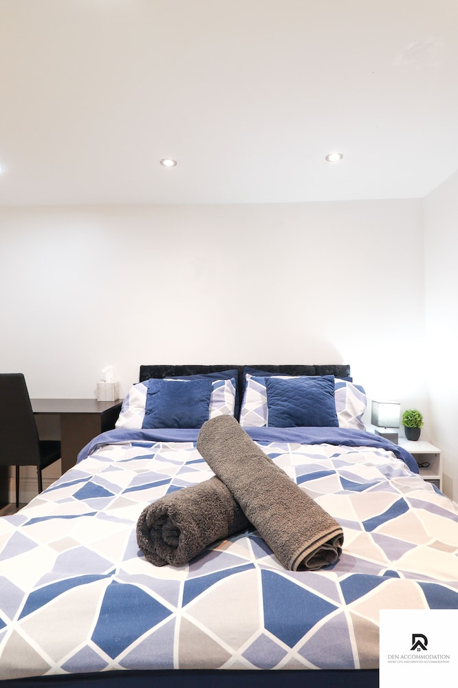 3-bed House in London Near the O2 Arena & Excel