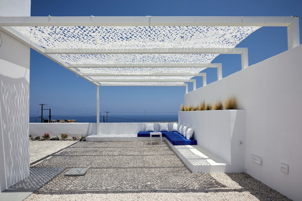 Thadeos Villa view 4