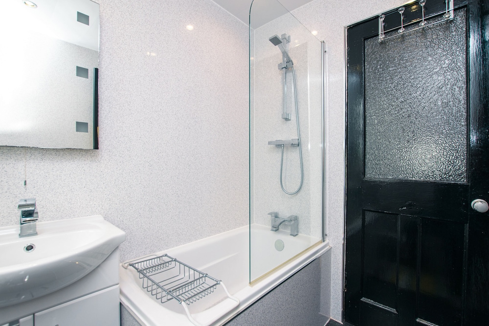 Cosy & Central 2Bd Apartment Milngavie, Glasgow
