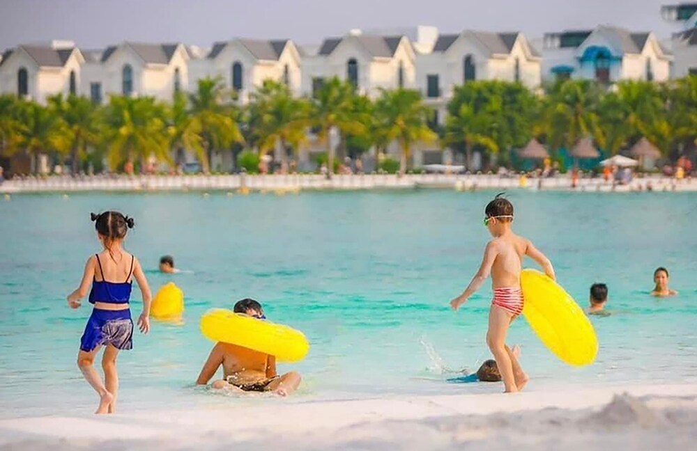 Armin Homes 2BR  Vinhomes Ocean Park