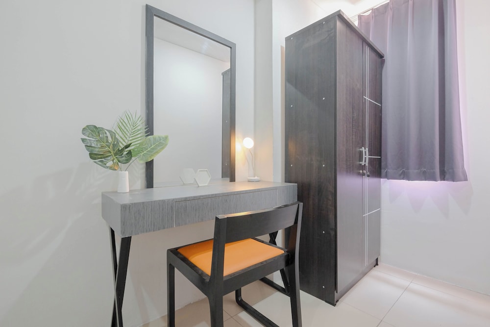 Cozy Living 2Br Apartment At Vittoria Residence