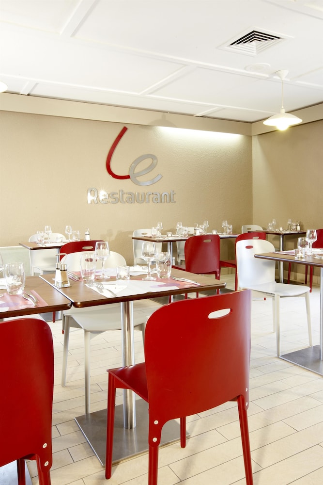 Hotel Campanile Les Ulis - Property Image 13