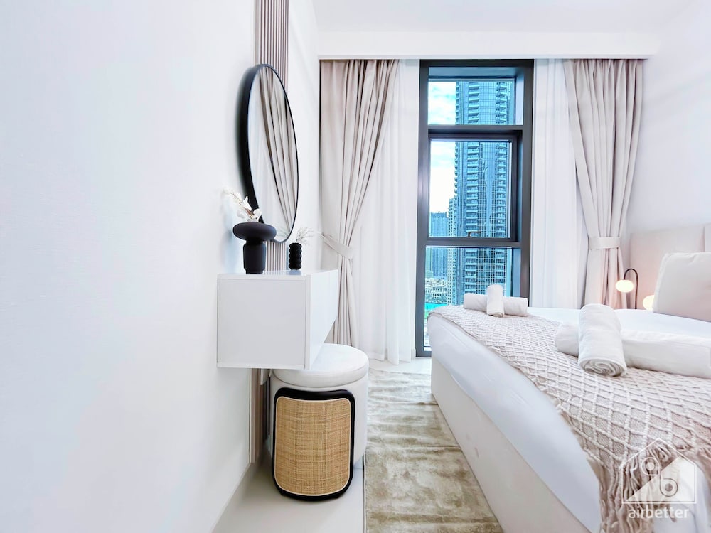 Luxury Burj Crown Downtown 4 Bedroom With Balcony