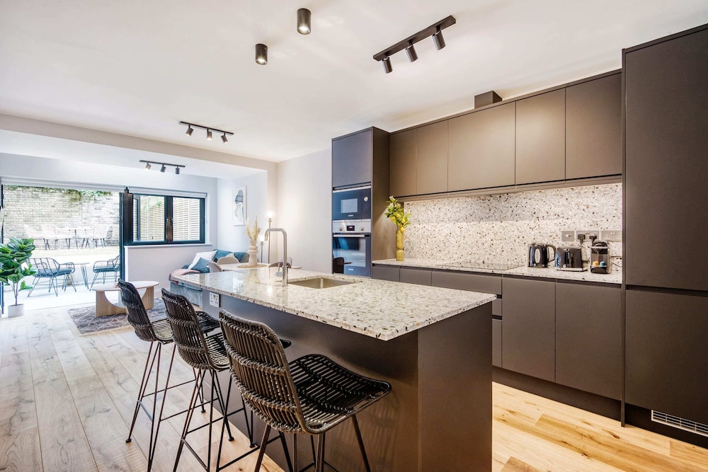 Coleherne Road Residence II