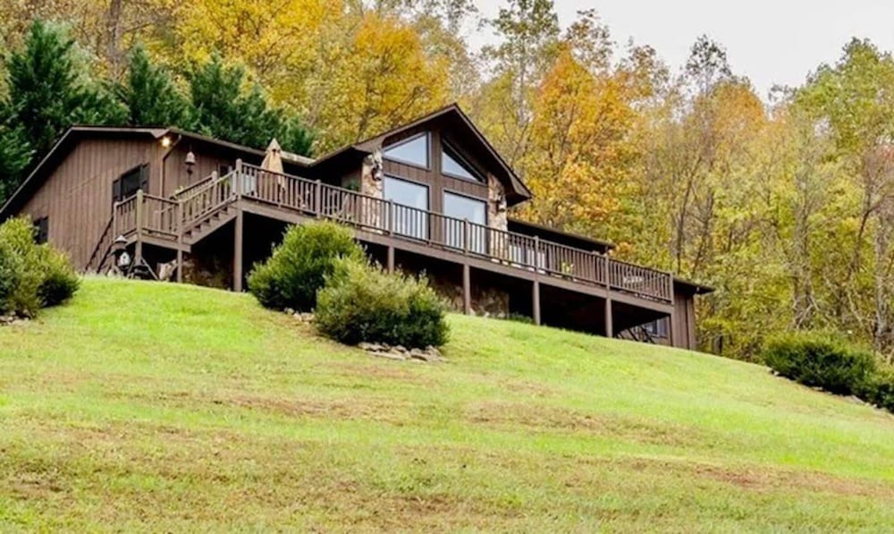 Private Cabin Blue Ridge Views Fireplace