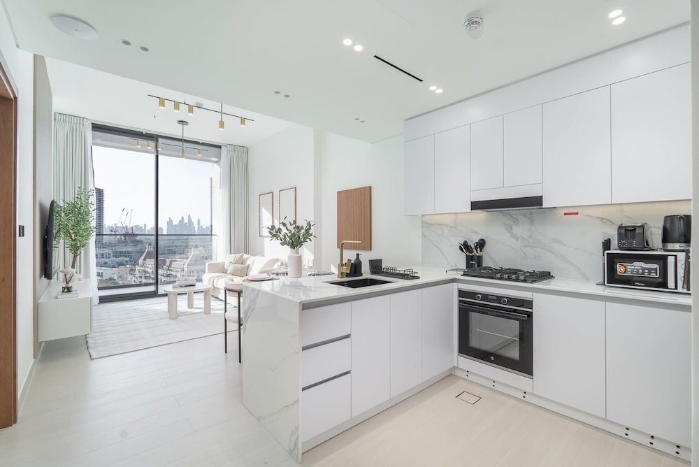 Ravishing 1 Bedroom in Binghatti Amber