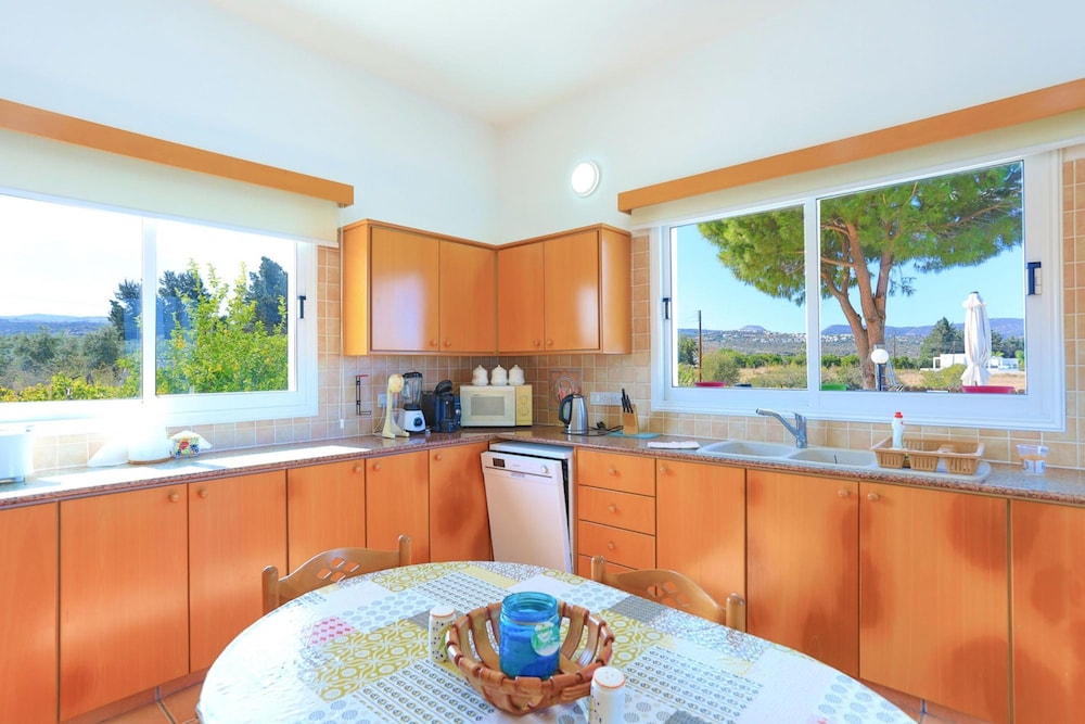 The Vines in Latchi With 3 Bedrooms and 3 Bathrooms view 4