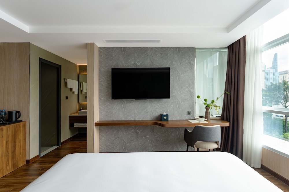 Kin Hotel Thai Van Lung 31