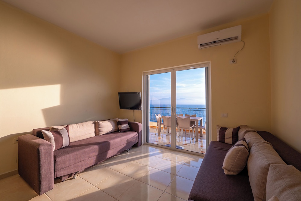 StarLight Apartments 1