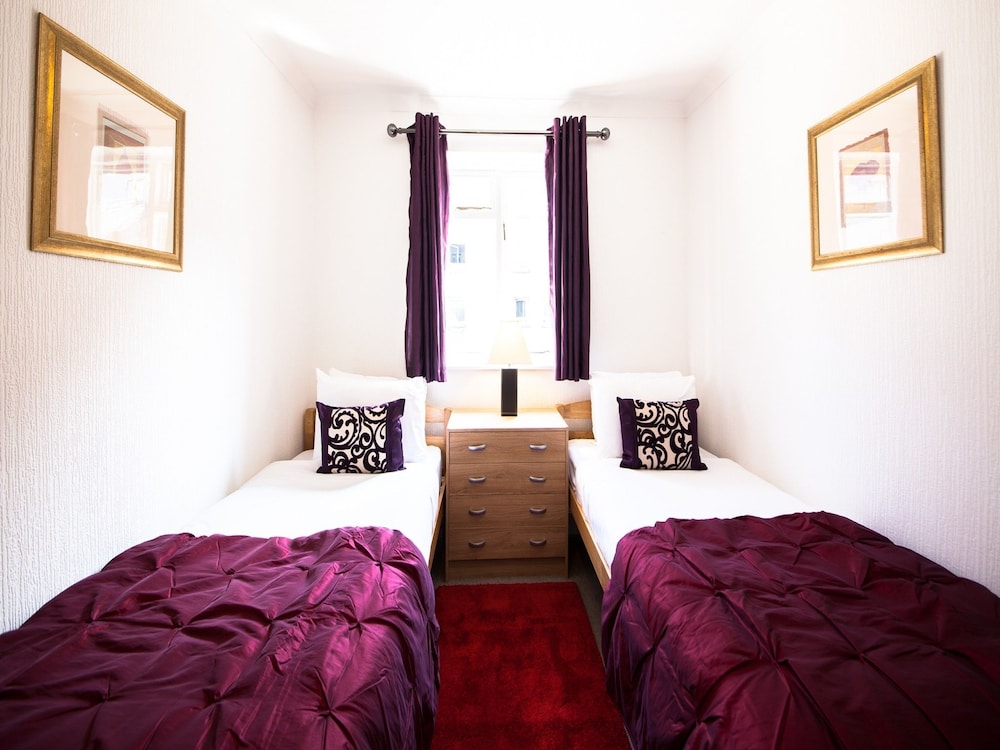 Leith Apartments