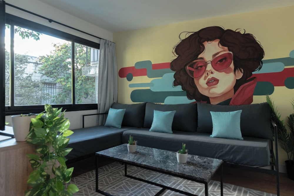 FLIPHAUS Mansion Paz