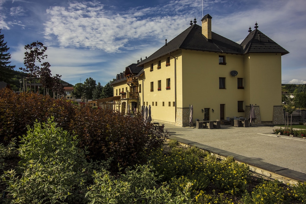 Penzión Chateau Hunting