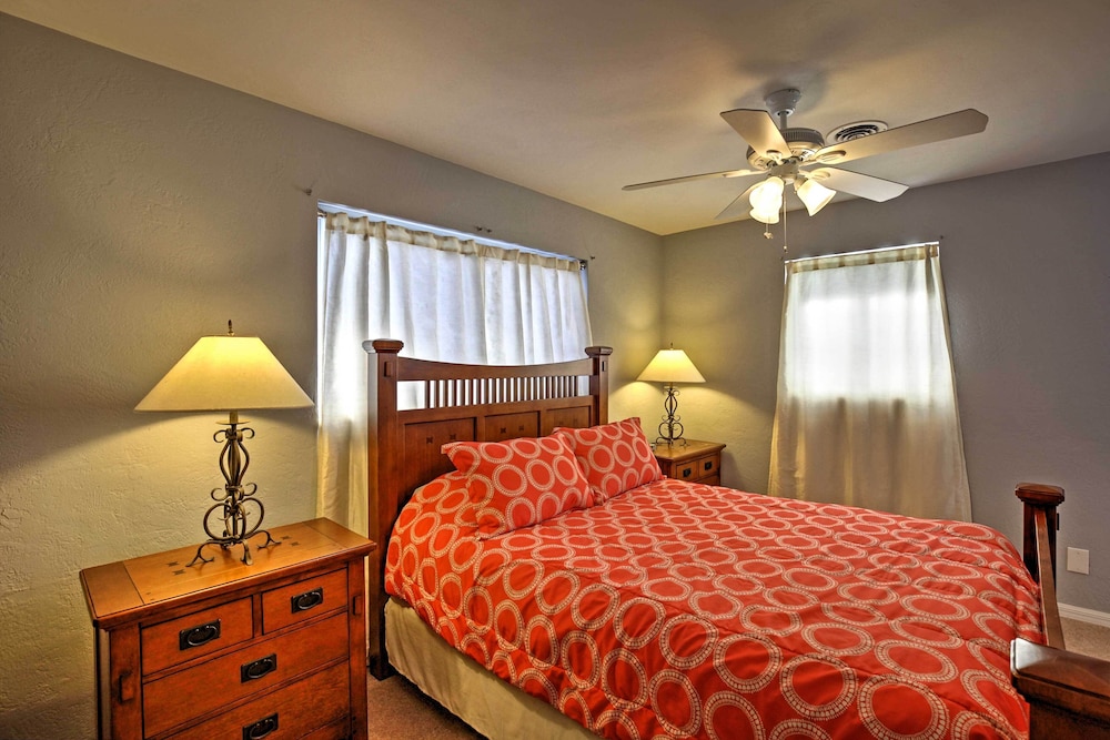 Pet-friendly Daytona Beach Home, Walk to the Ocean view 5