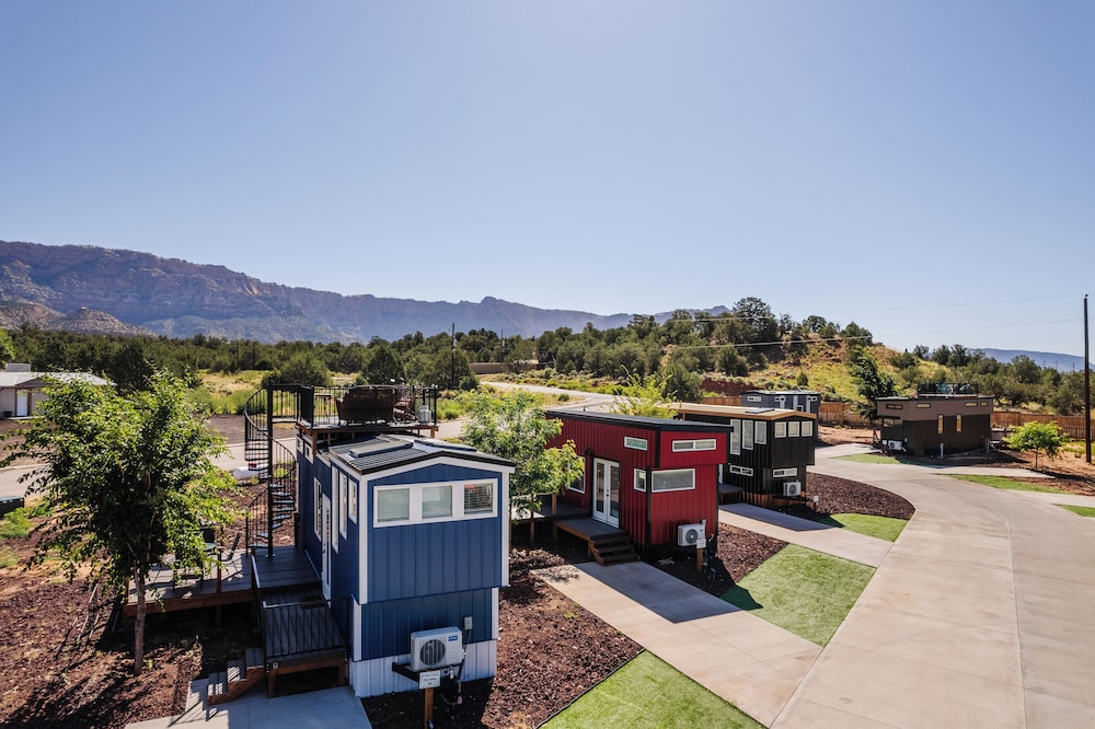 Hotel Zion's Tiny Getaway