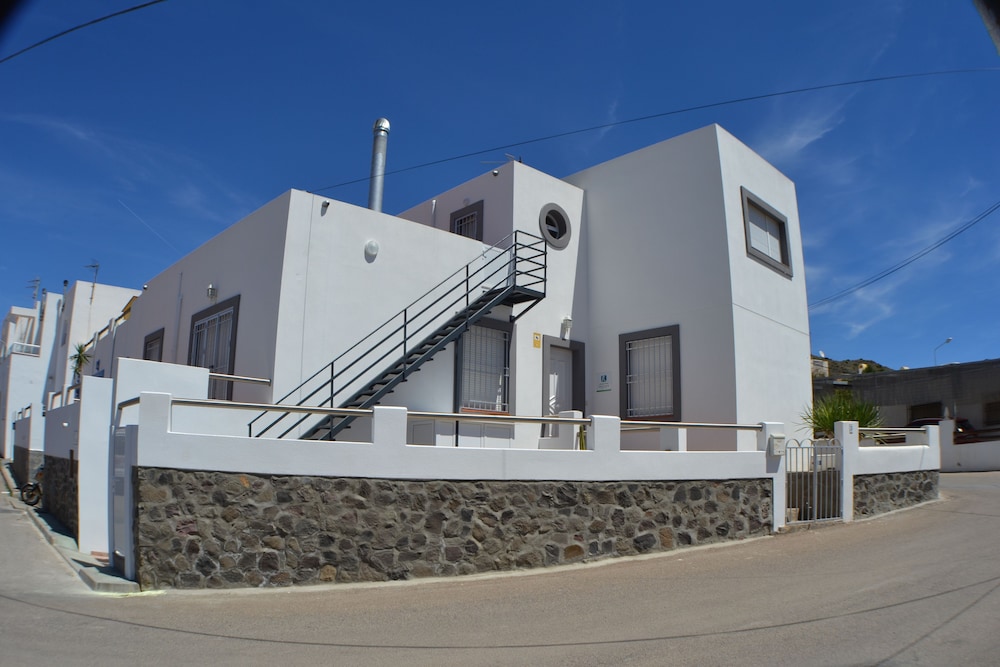 Casas María Carmona