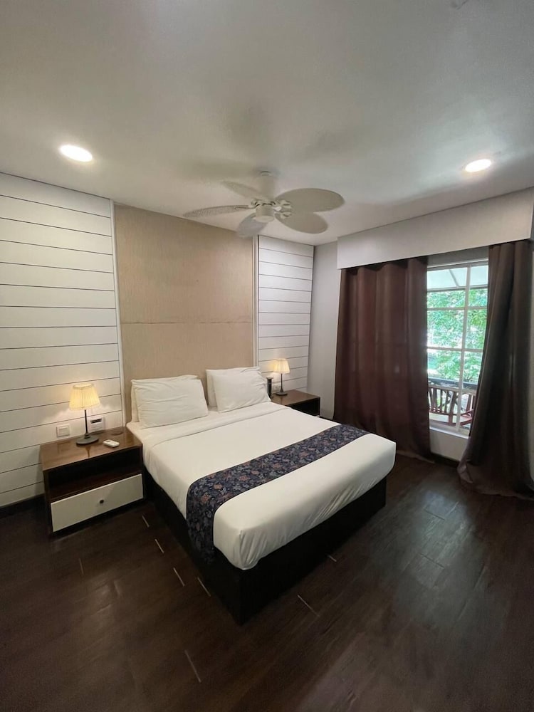 Perhentian Resort Island PIR - BlueStar
