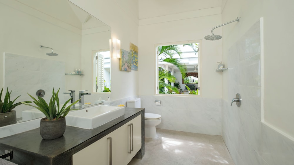 Villa Merta Sari 8 by Villa Finder