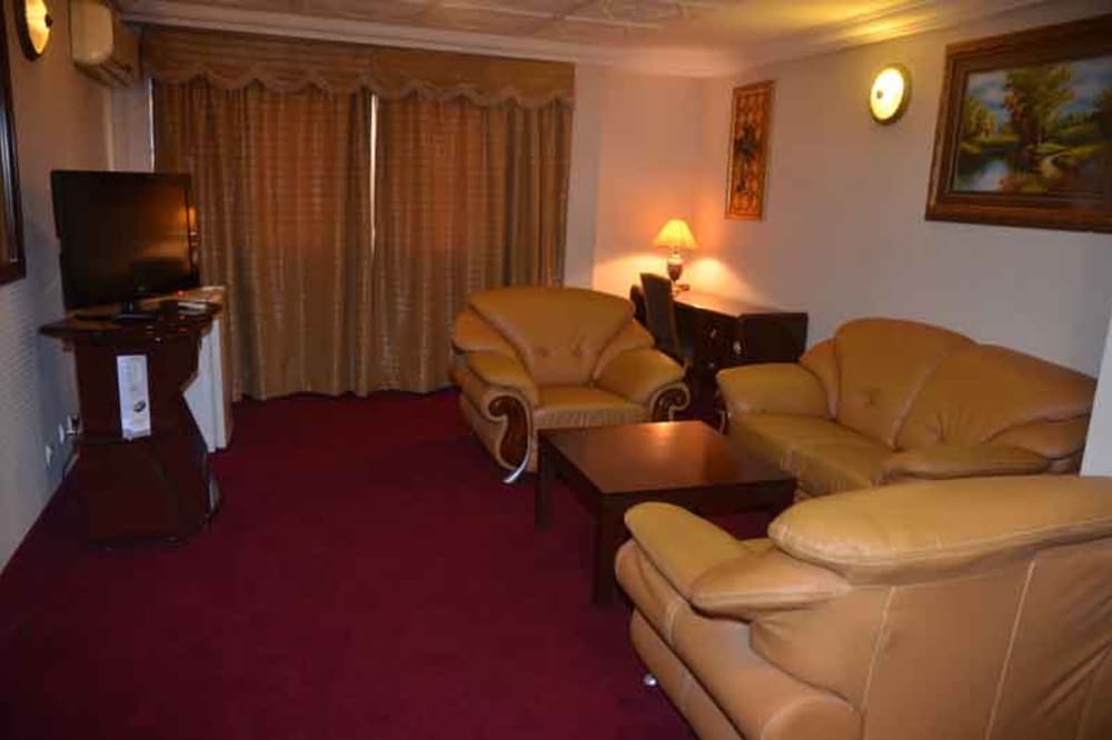 Ouagadougou Vacations - Hotel Palm Beach - Property Image 5