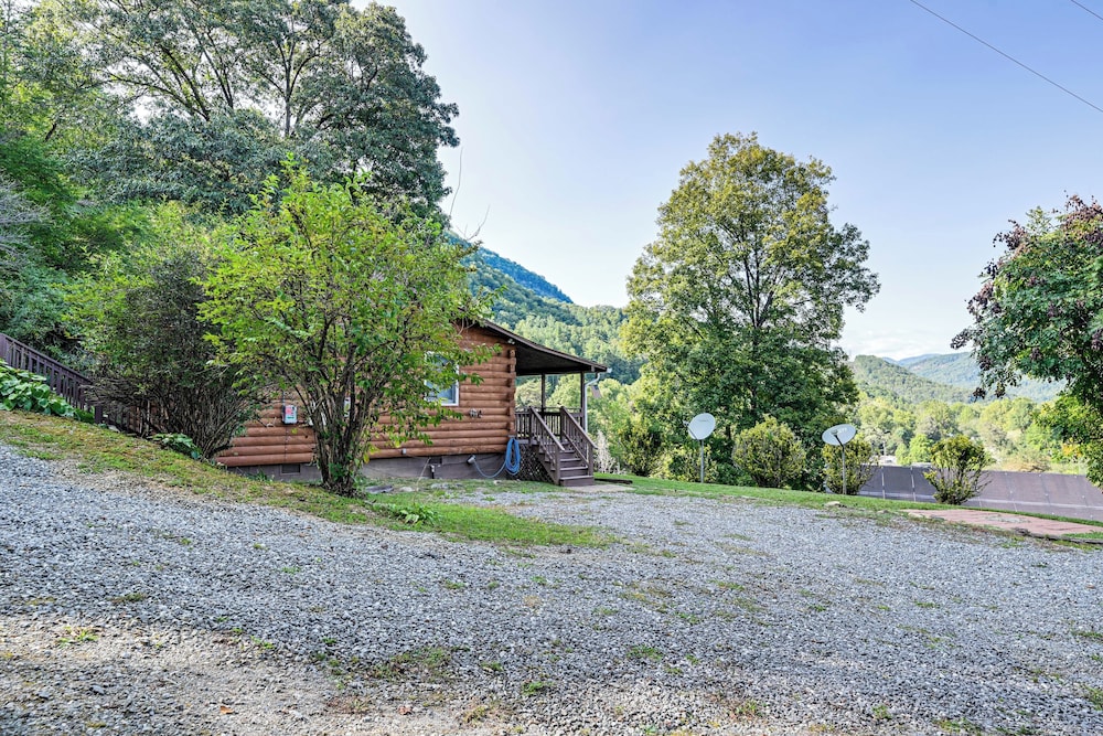 Riverfront Cabin w/ Mtn Views in Tuckasegee! view 4