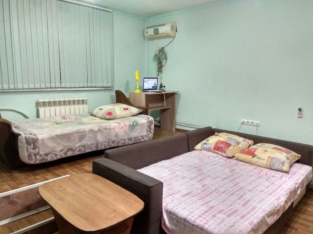 Guest House on Griboedovsky 27a - hostel