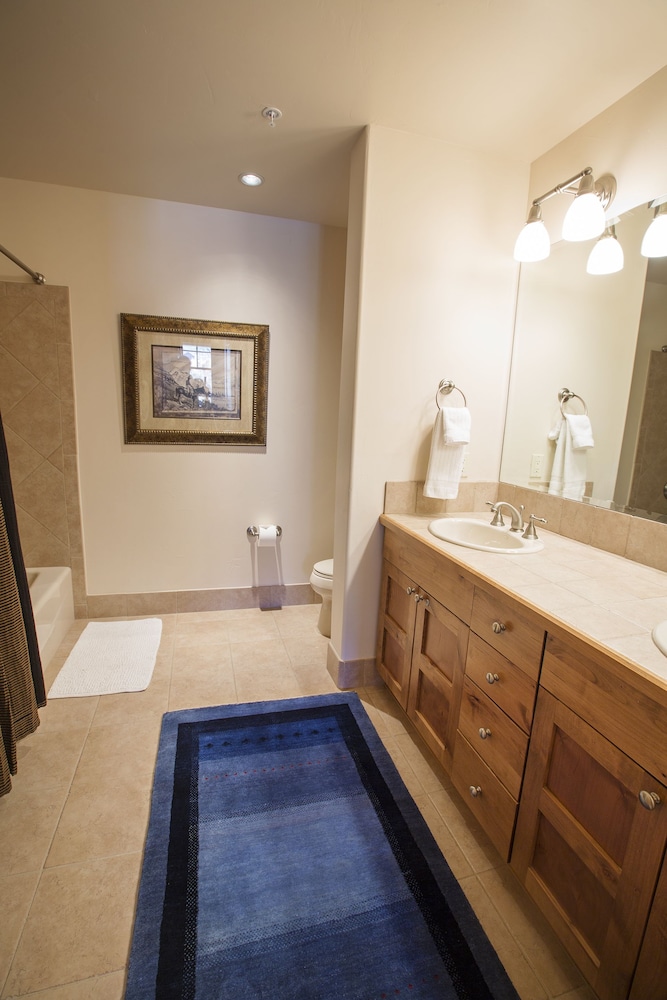 WestWall Lodge - Property Image 133