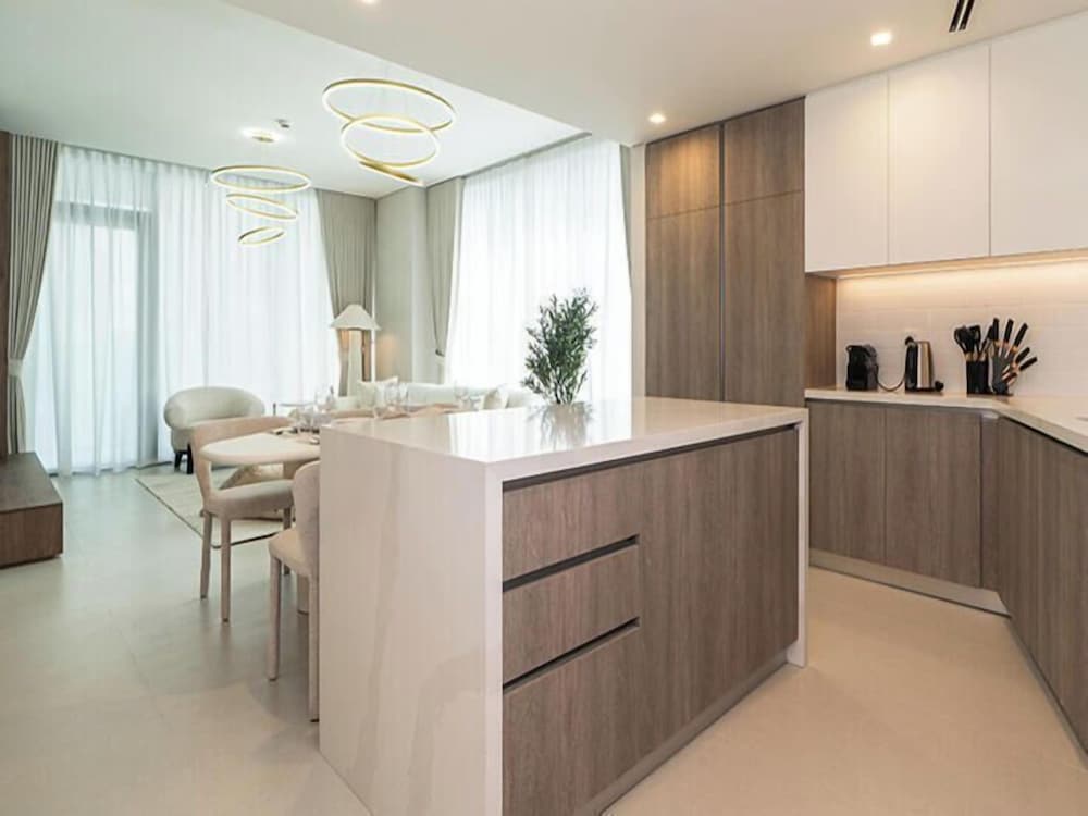 Experience 2BR Luxury Living  LIV Marina