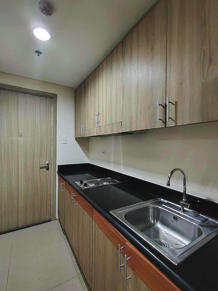 CityComfort Stay-near NAIA AIRPORT & MOA