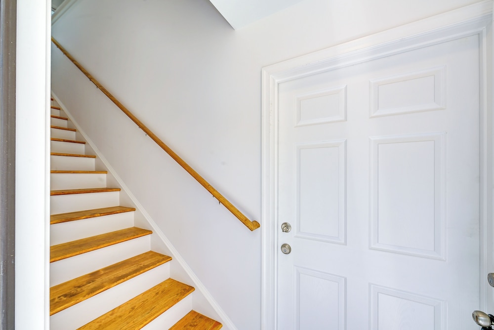 4 Mi to Rehoboth Beach: Cozy Coastal Apt!
