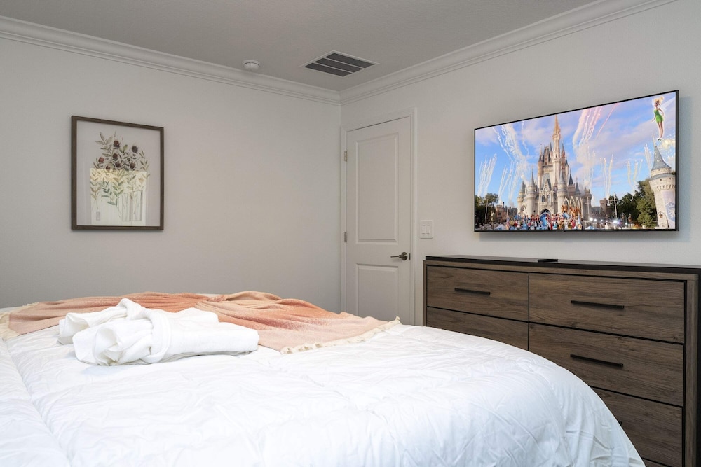 WonderFull 4Bd with Pool at Champions Gate 1174 - Image 4