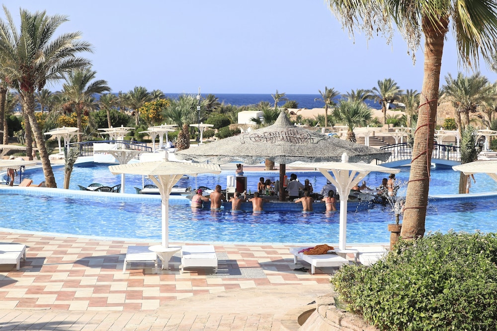 Pensee Royal Garden Beach Resort