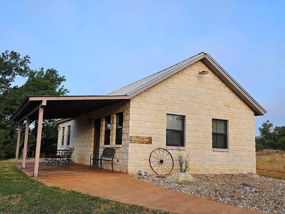 Breezy Hills Cottages