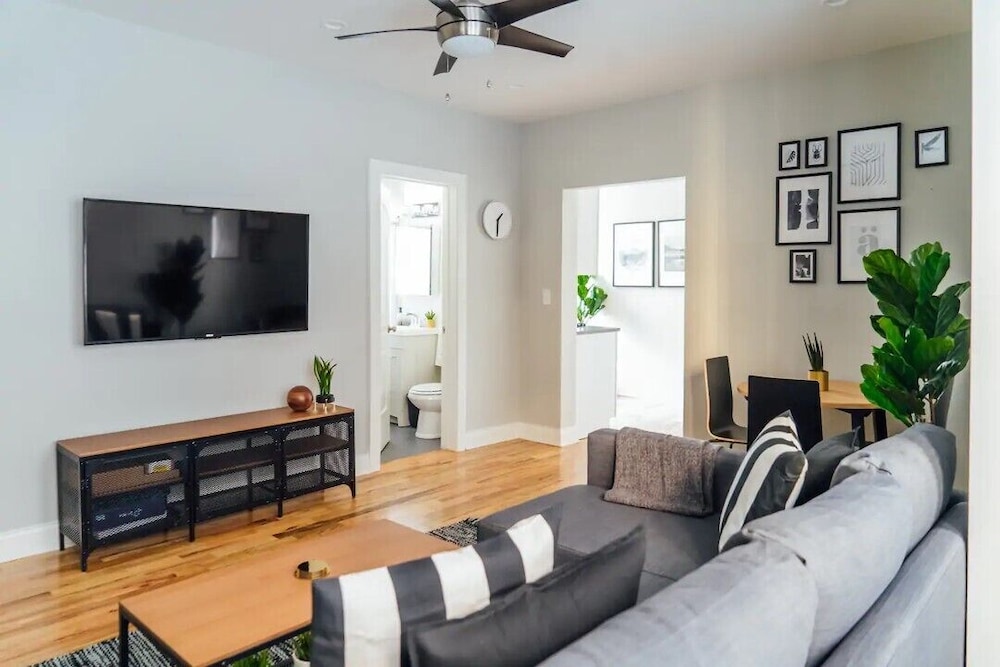 Ideal 1BR Stay - Roscoe 1D