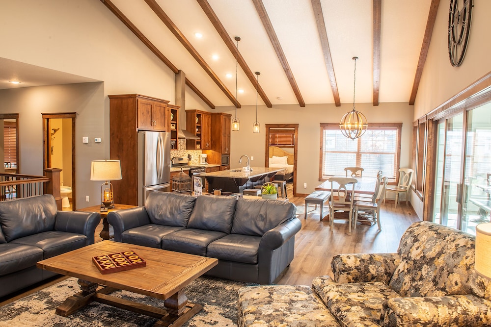 Grand View Lodge