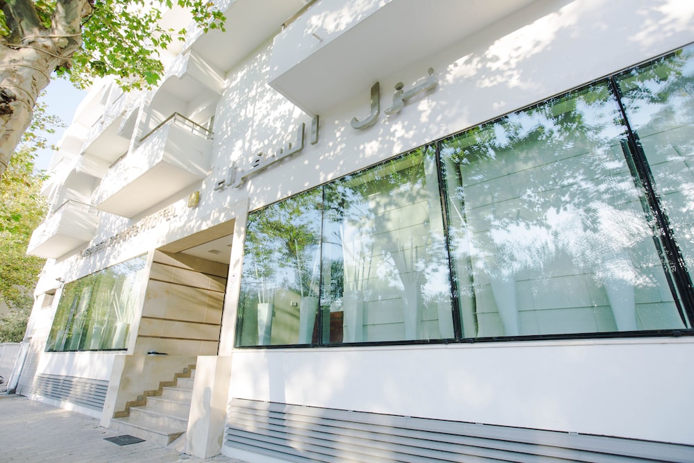 Hotel Ambassadeurs Hôtel - Image 1