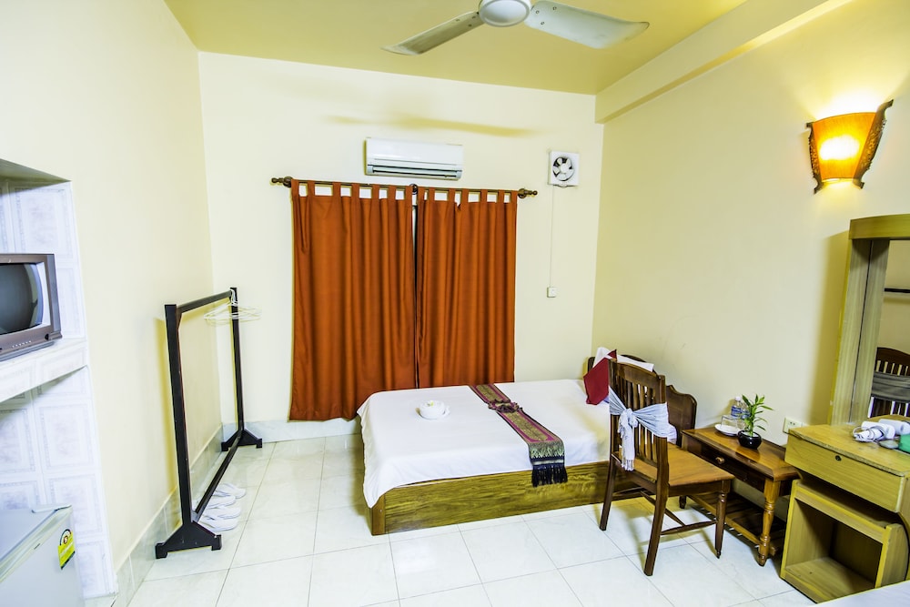 Bou Savy Guesthouse