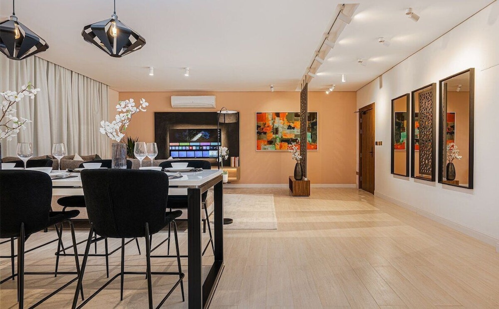 Distinctive Apartment With 2BR in Almughrizat