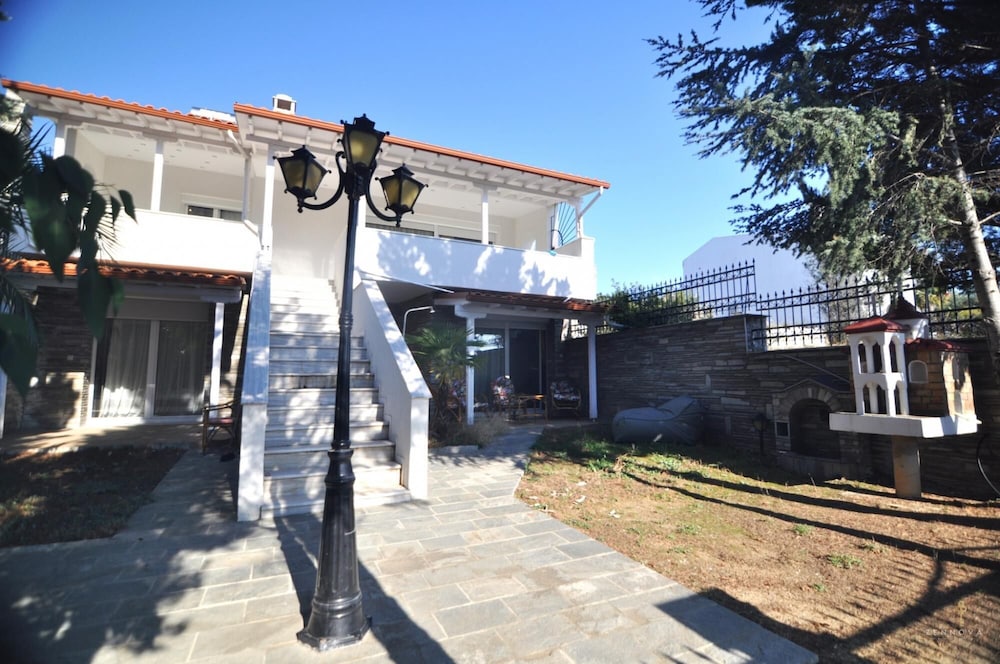 Zennova 41 Trikorfo Cottage