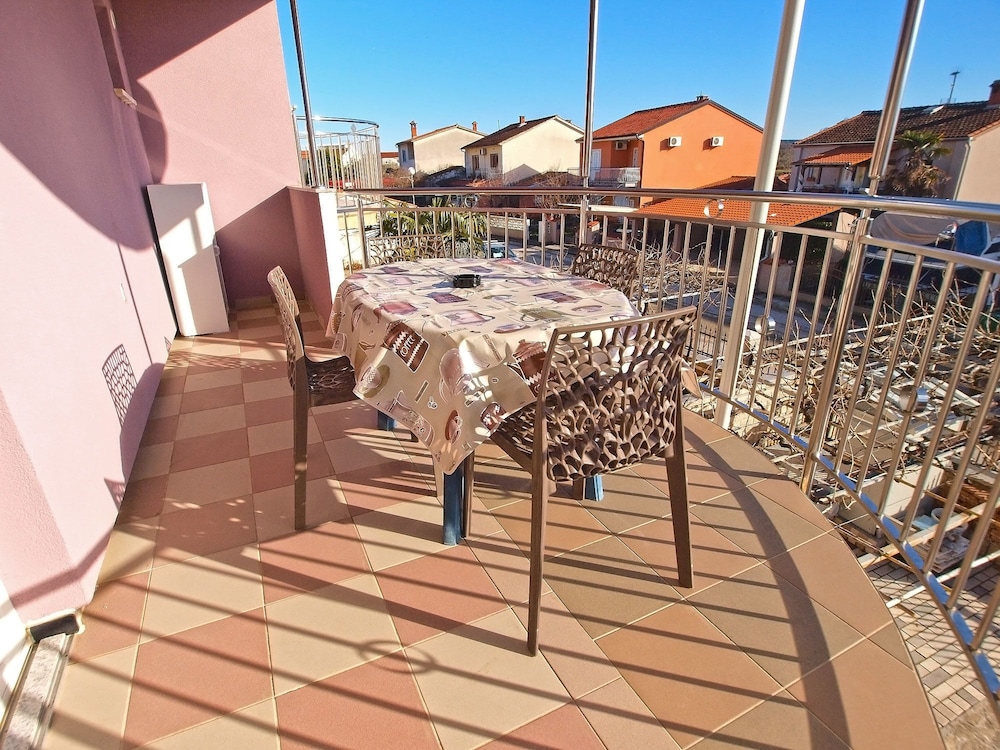 Apartment 1265 view 5