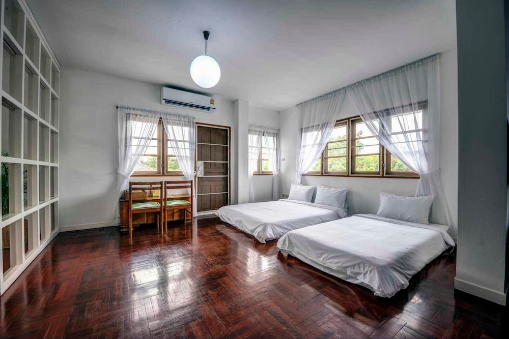 Double Tree House