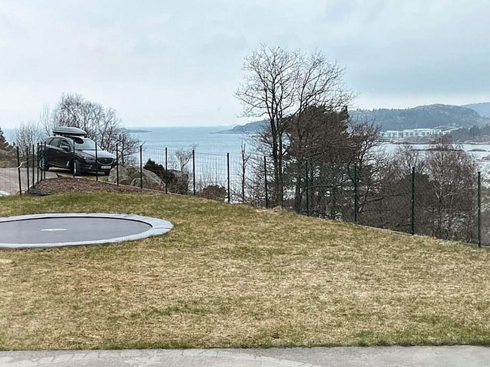 10 Person Holiday Home in Lindesnes view 3