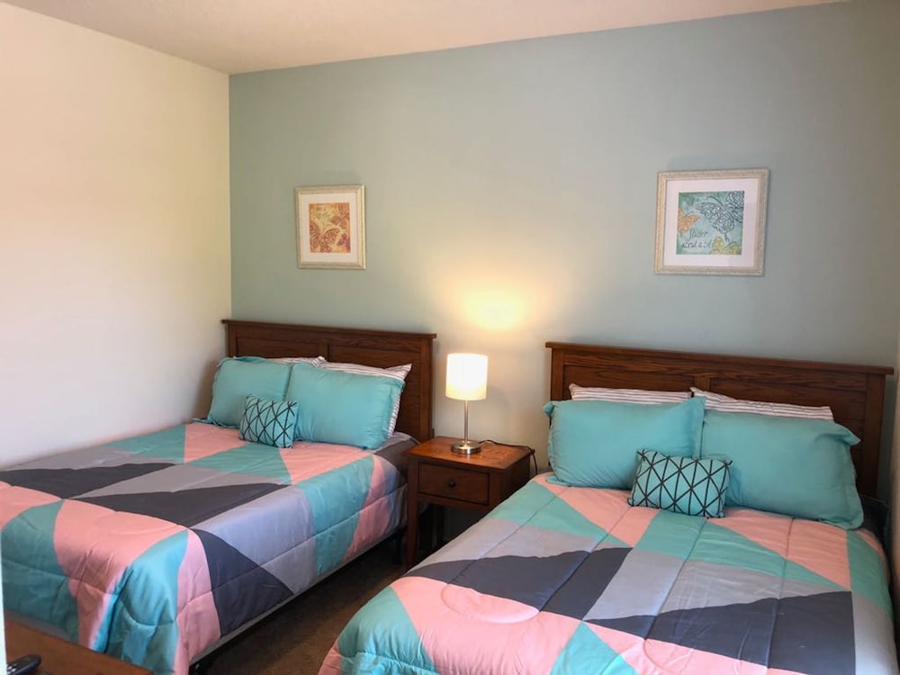 Lucaya Village 5370 - Image 3