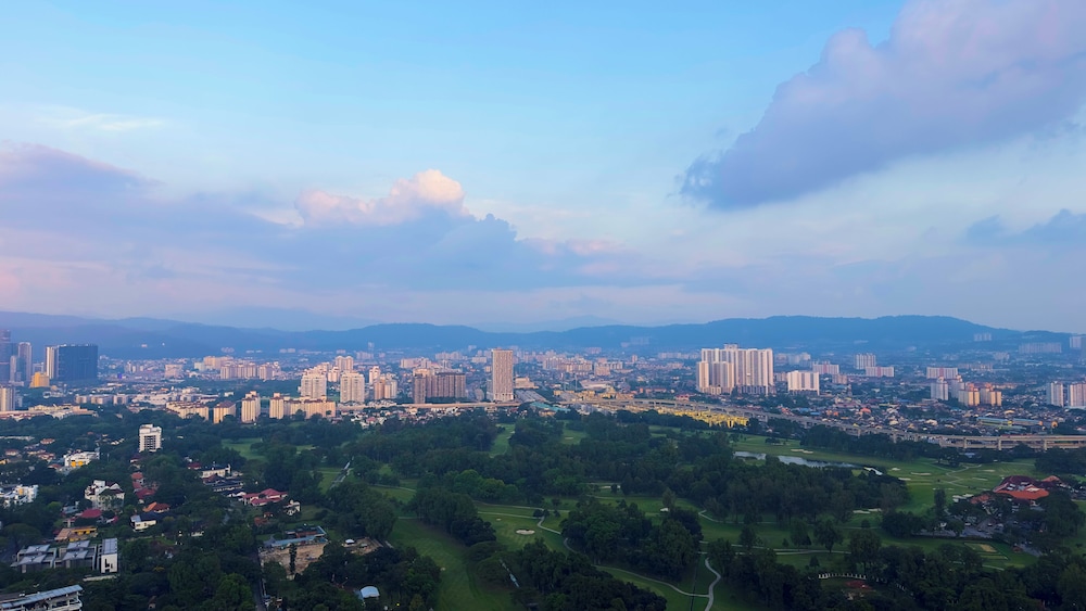 The Manor Suites KLCC by Moonway
