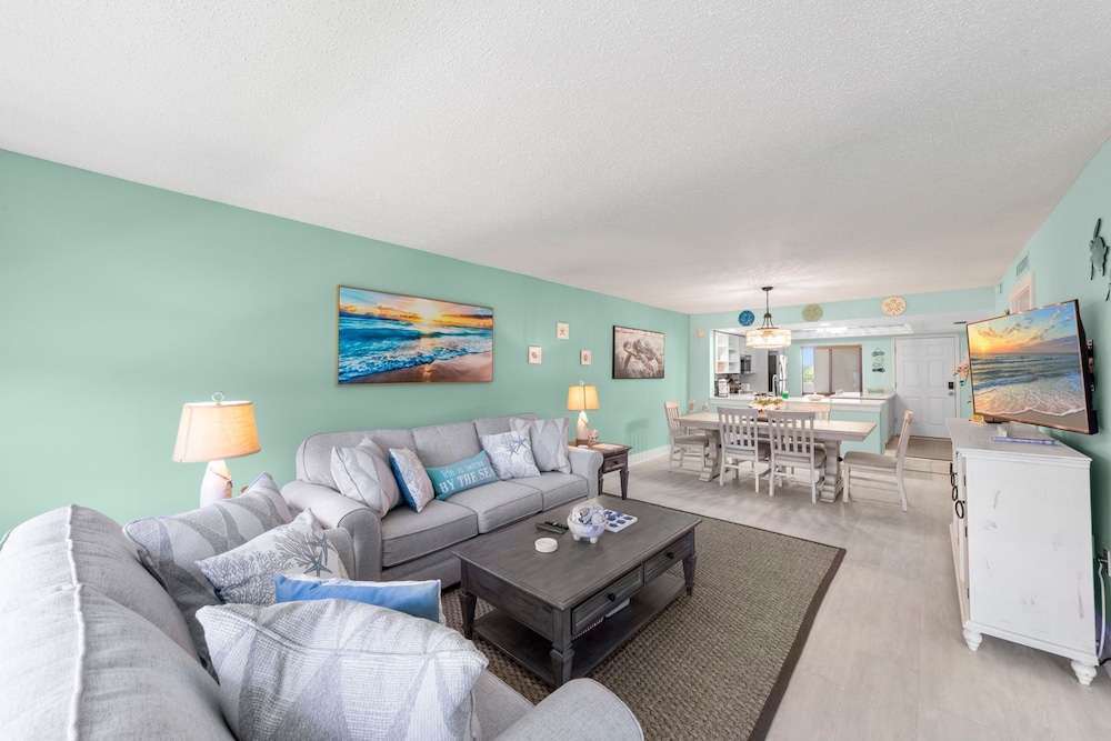 Loggerhead Cay 472 - Beach Front Pet-friendly