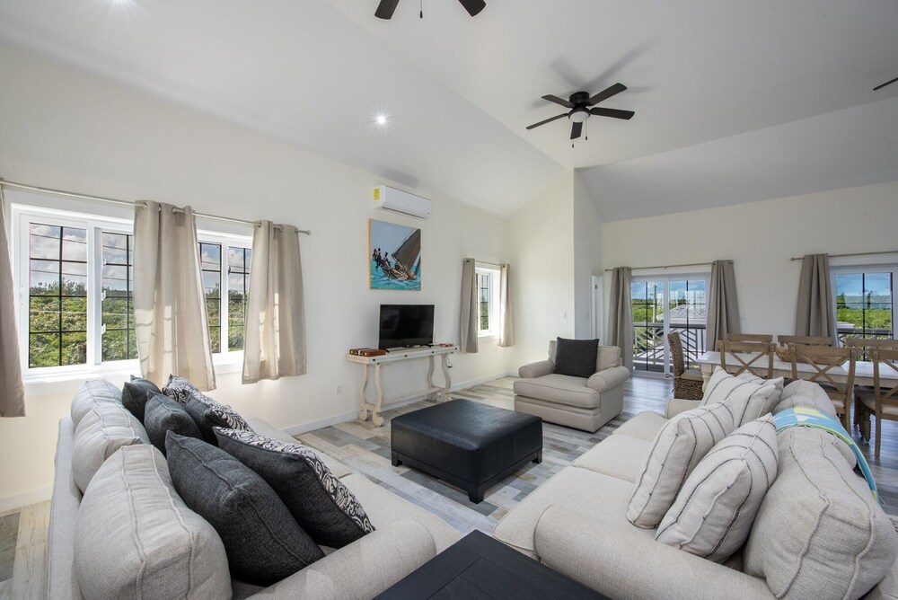 The Better Life & Cottage 5 Bedroom Home