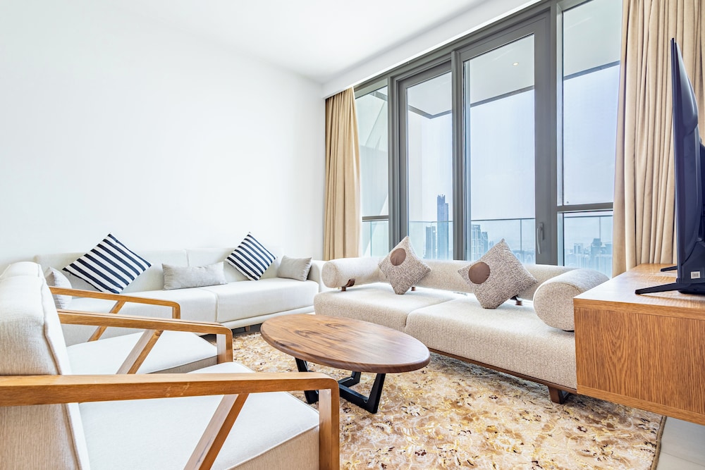 Superhost Elegant 3BR Burj Khalifa View