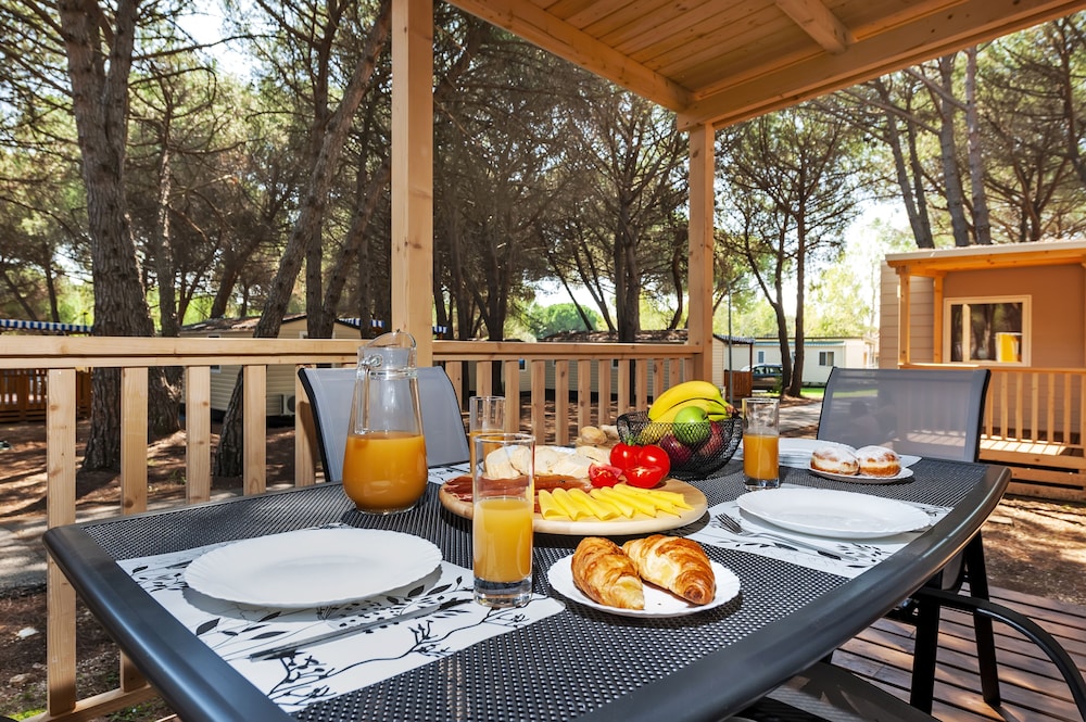 Mobile Homes Adriatic Camping Bi Village