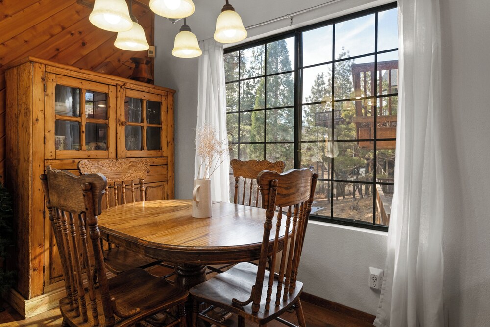 Little Bear Lodge