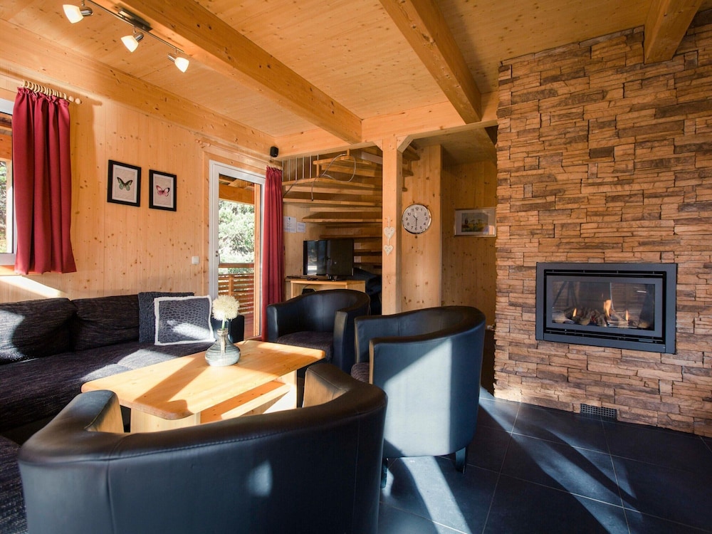 Amazing Chalet With Infrared Sauna