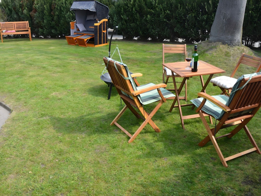 Holiday Home in Poel Near Sea Beach